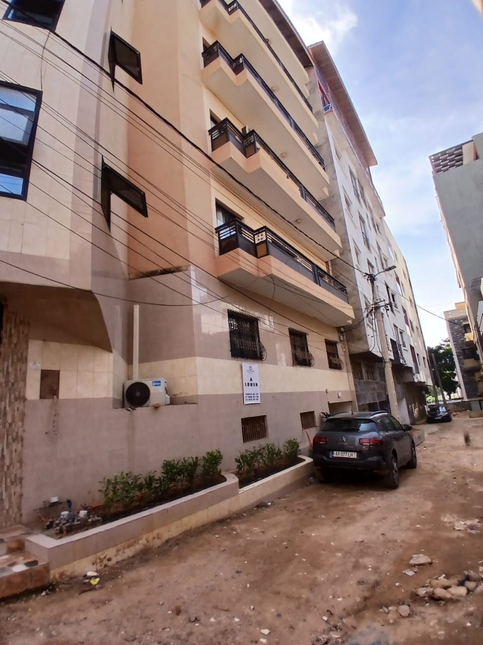 Appartement Standing f4 - Corniche des mamelles